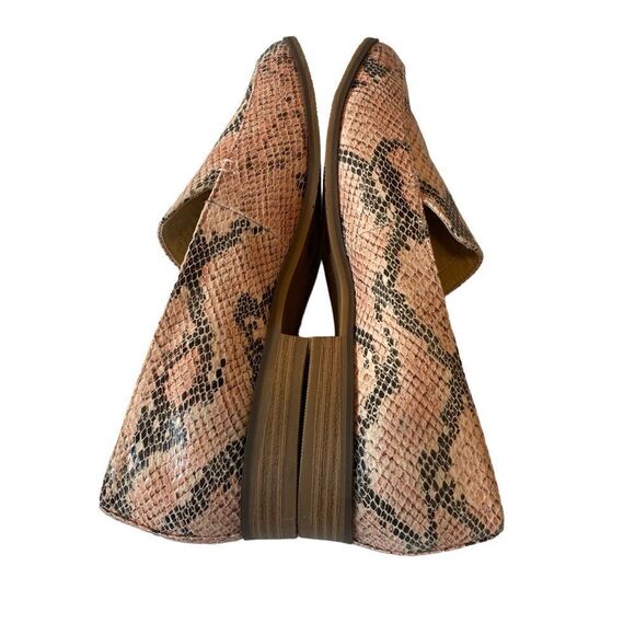 CL by Laundry Faux Snake Skin Pointed Toe Loafers in Ladies 10 - Picture 5 of 7